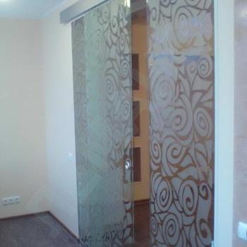Раздвижные двери с рисунком